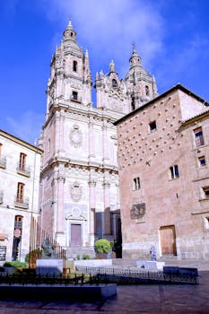 Discover the stunning Clerecia Church and unique architecture in Salamanca, Spain.